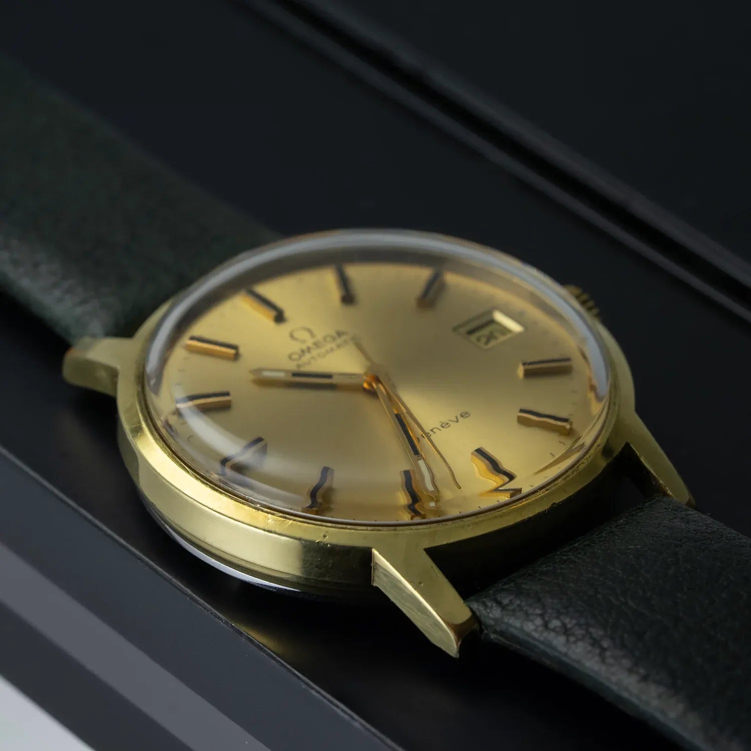 Omega Geneve 166.0163 1012 – back case