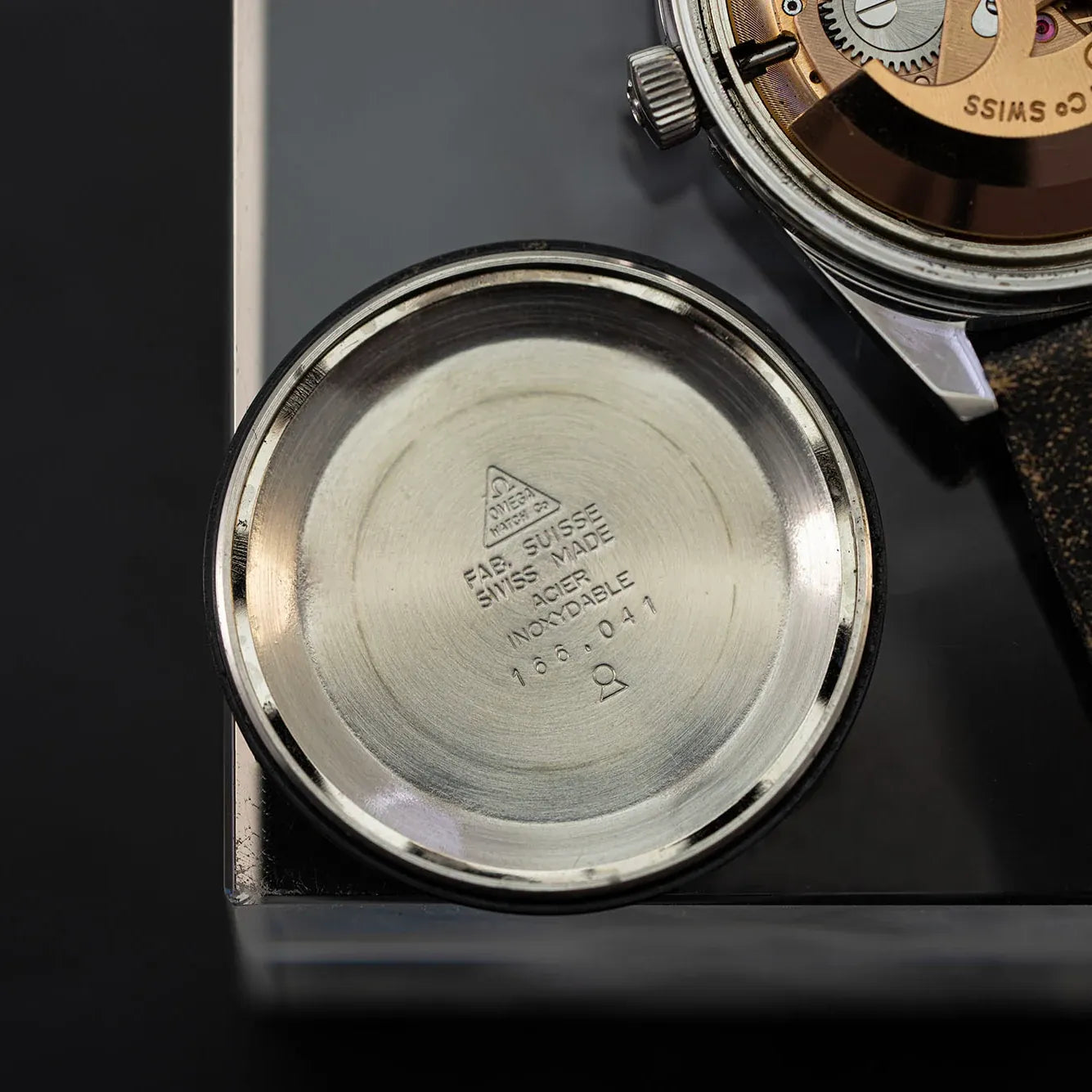 Omega Geneve 166.041 Cal. 565 – back case