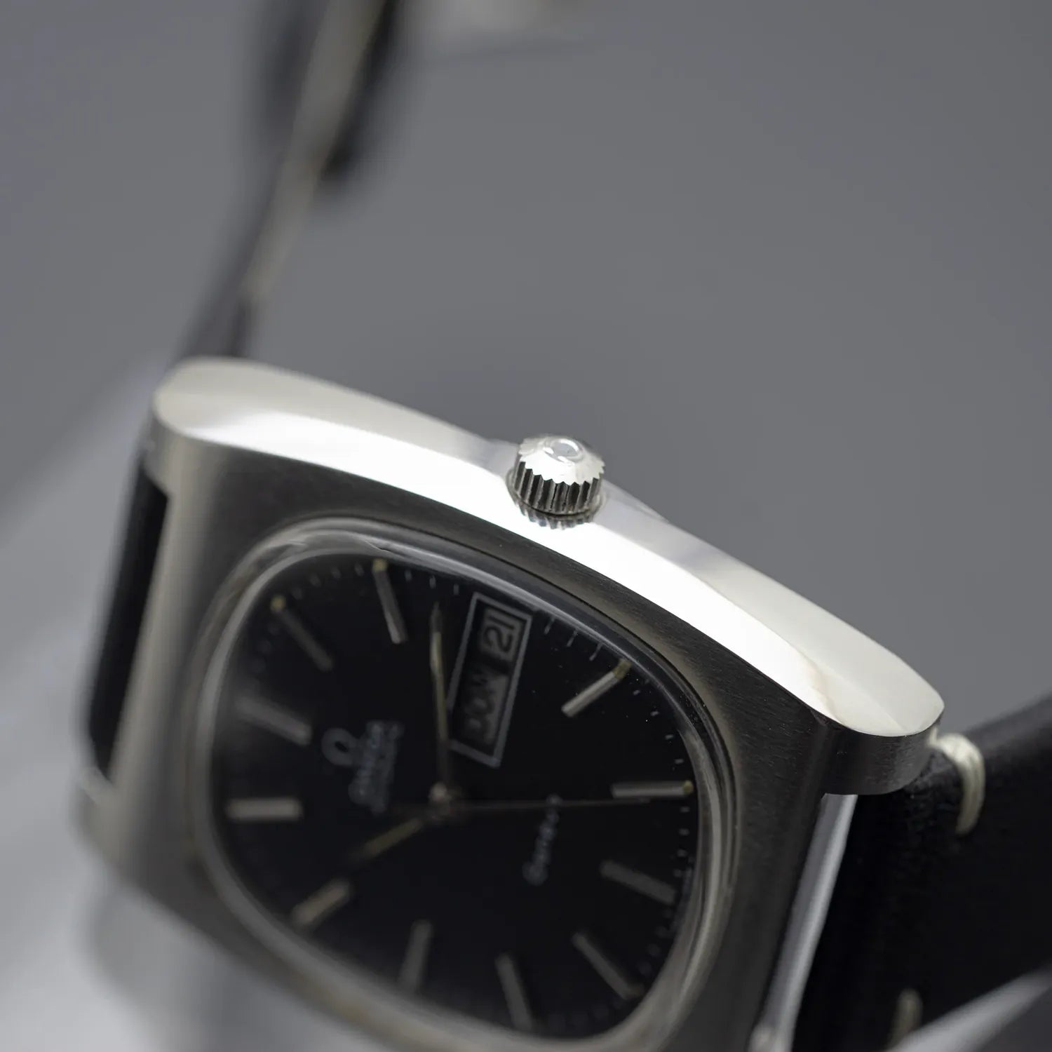 Omega Geneve Automatic Ref. 166.0188 Cal. 1022 – dial close-up