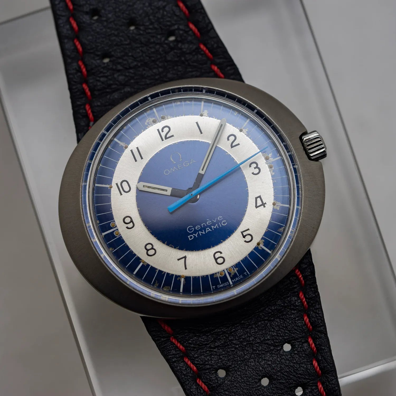 Omega Geneve Dynamic Ref. 135.033, Cal. 601 – front view