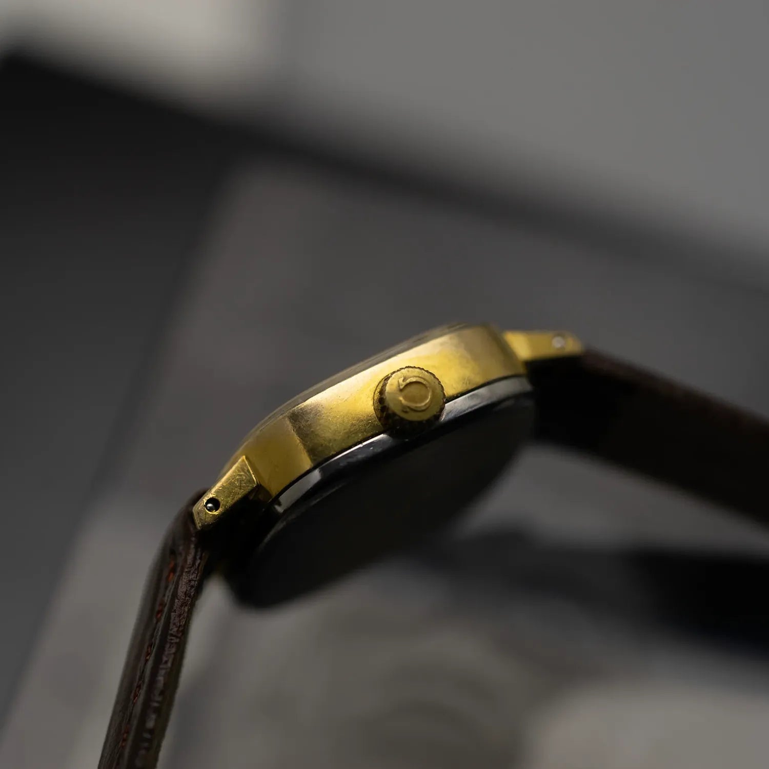 Omega Geneve Lady Ref. 511.413 Cal. 625 – side view