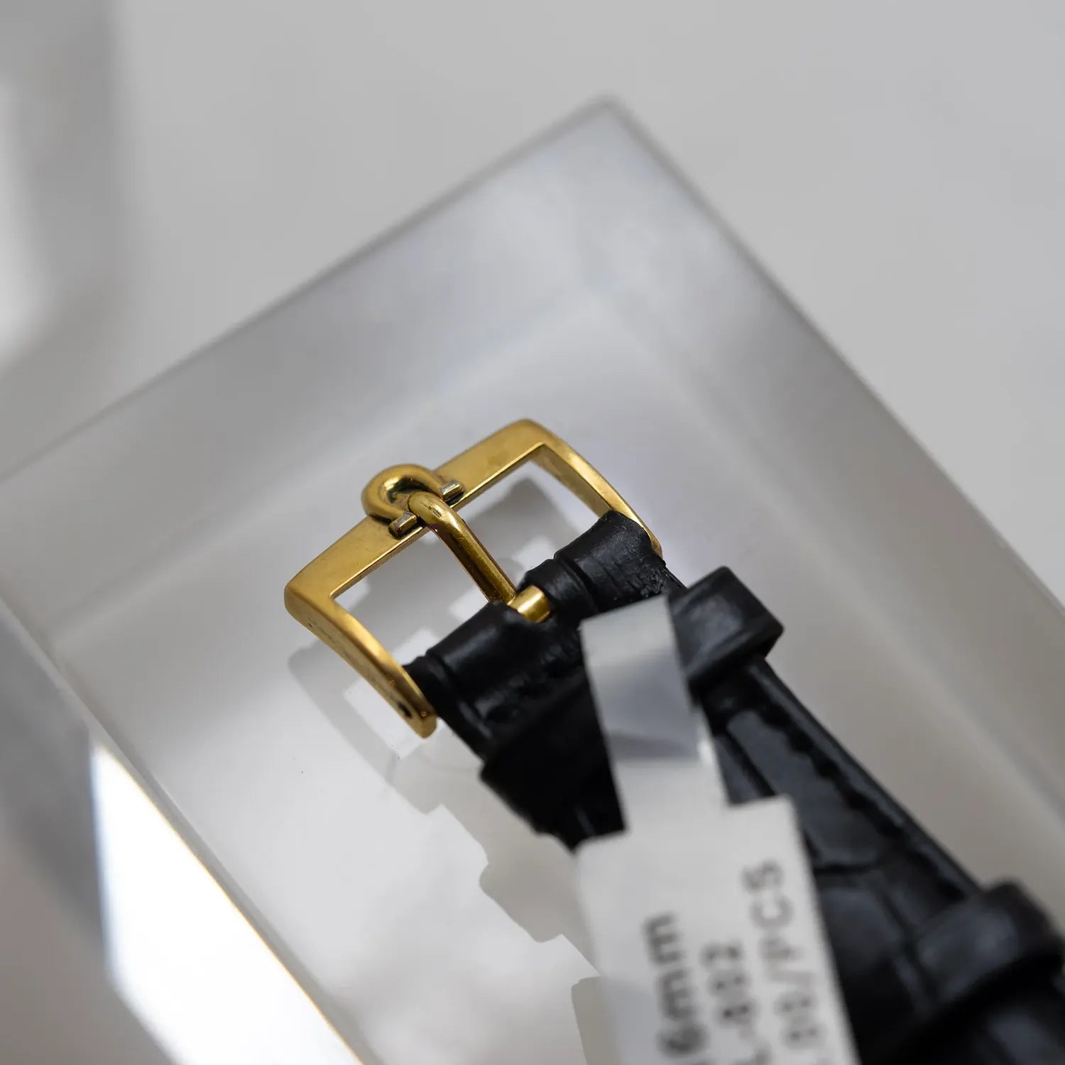 Omega Geneve Ref. 135.070 Cal. 601 Gold Plated – side view alternative angle