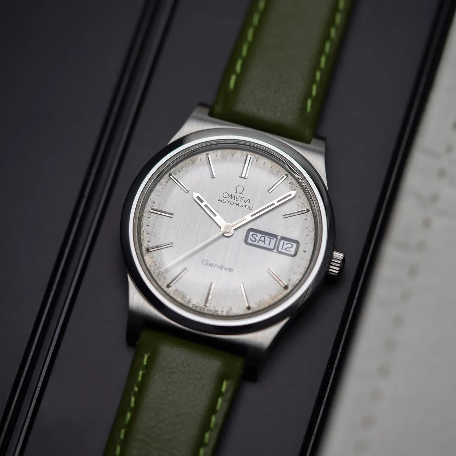 Omega Geneve Ref. 166.0168 Cal. 1022 – front view
