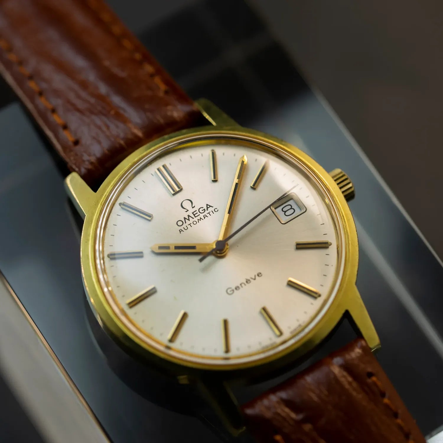 Omega Geneve Ref. 166.163 Cal. 1012 – strap detail