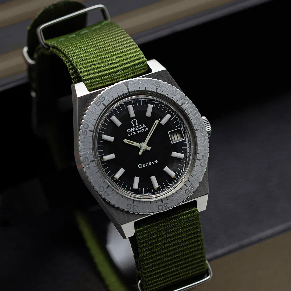 Omega Geneve Vintage Diver Ref. 166.0119, Cal 1481 – movement close-up