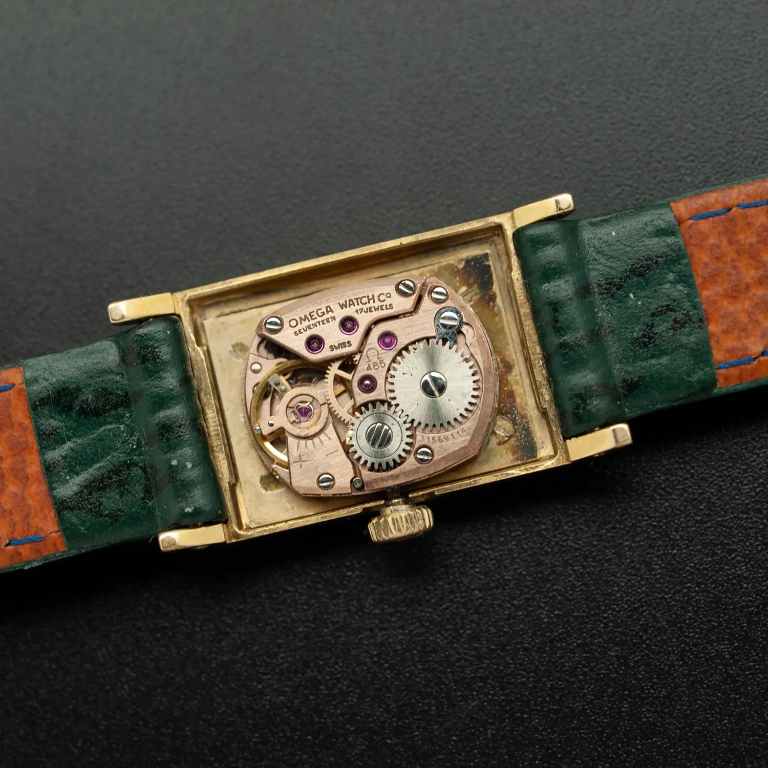 Omega Ref. 511.357, Cal. 485 – back case