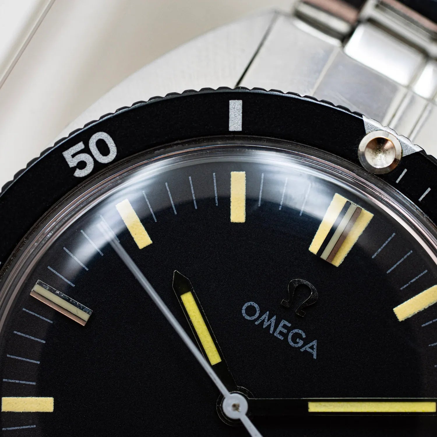 Omega Seamaster 120 Ref. 135.027 Vintage Diver Watch – dial close-up