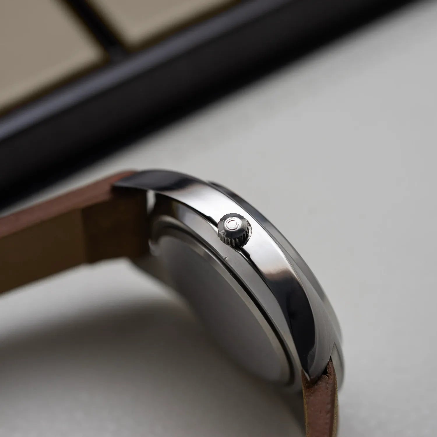 Omega Seamaster Cosmic 2000 Ref. 166.130, Cal. 1012 – movement close-up