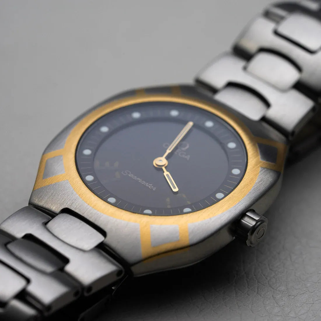 Omega Seamaster Polaris, Ref. 386.0822, Cal. 1665 – side view