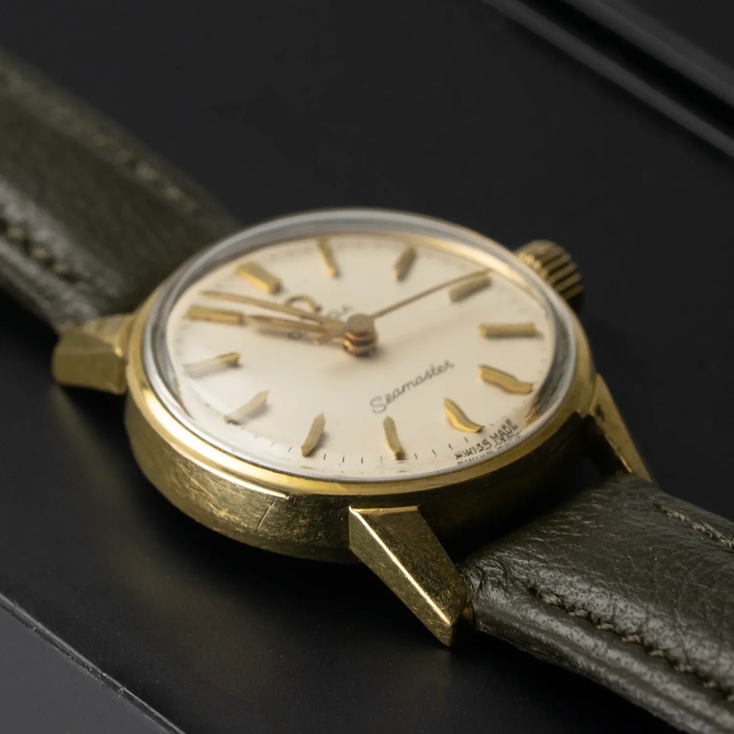 Omega Seamaster Women's Vintage Watch 515.001 630 – side view
