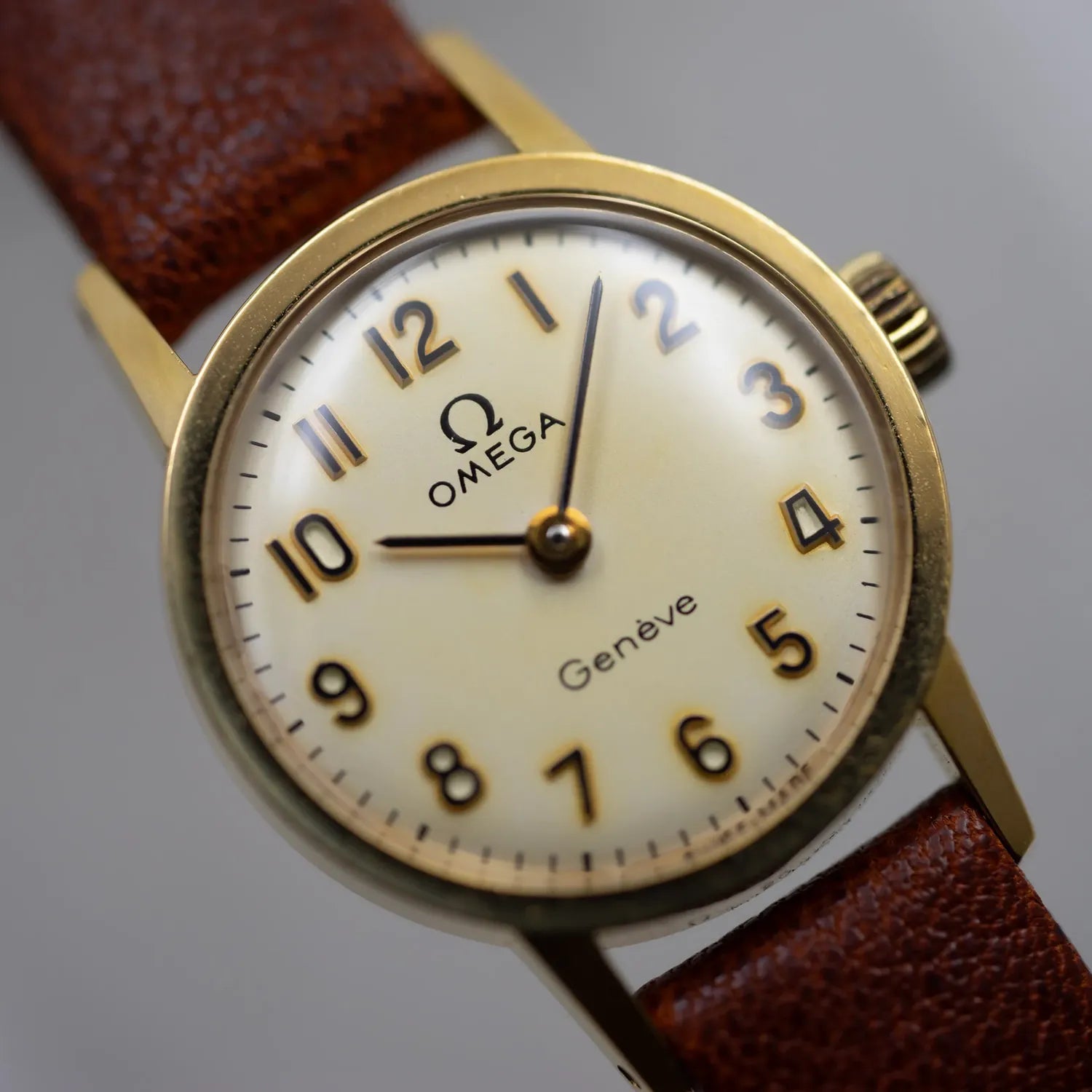 Omega Women's Watch Ref. 511.0451, Cal. 625 – side view