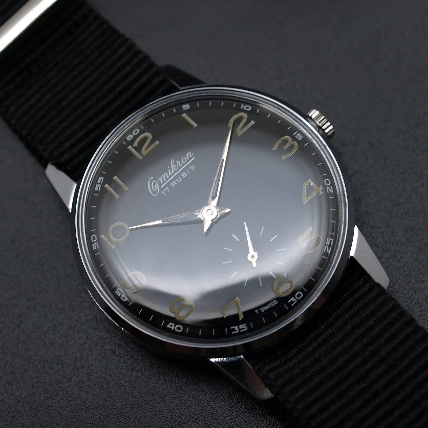 Omikron Ref. 3358 Cal. As 1130 – side view