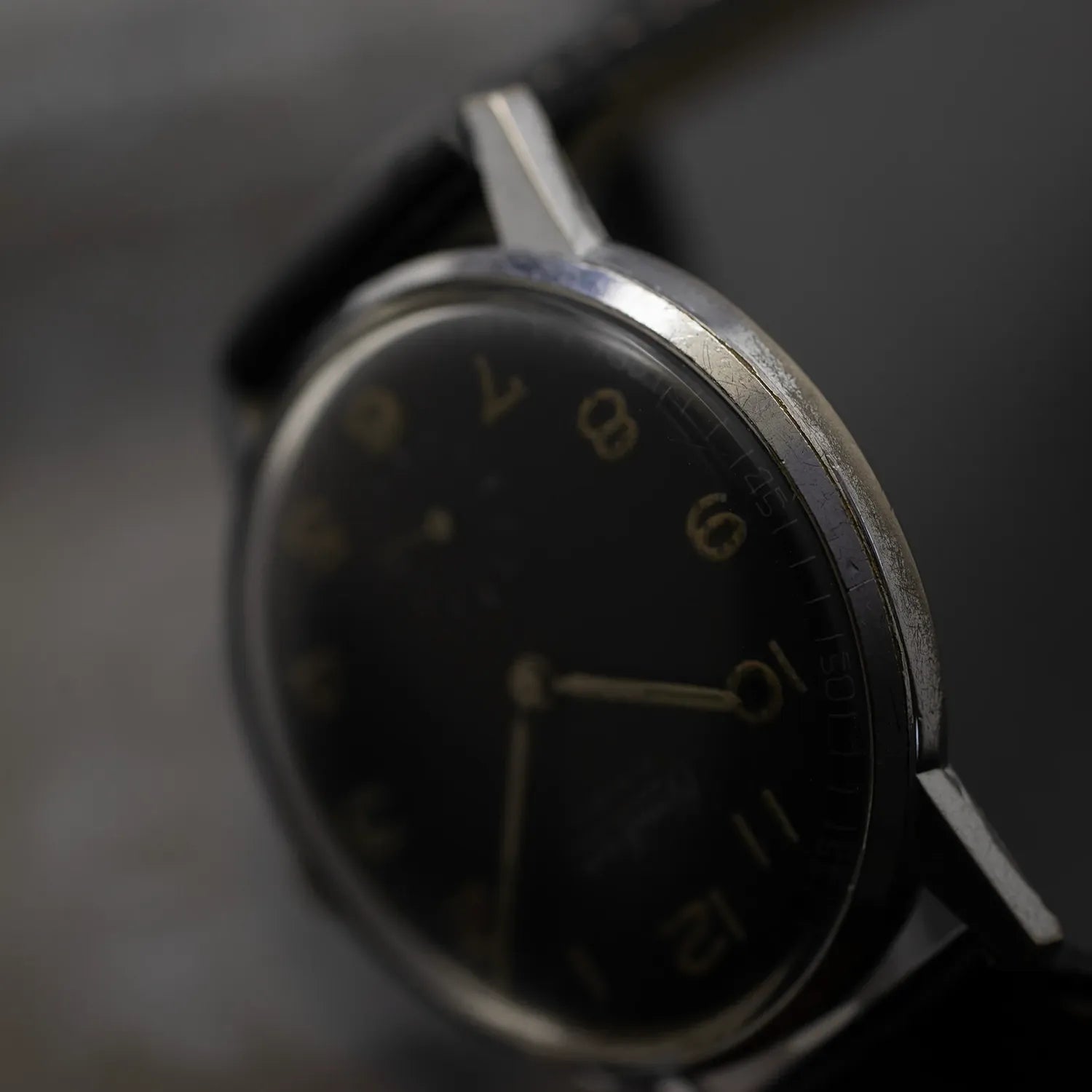 Omikron Ref. 3360 Cal. AS 1130 – side view
