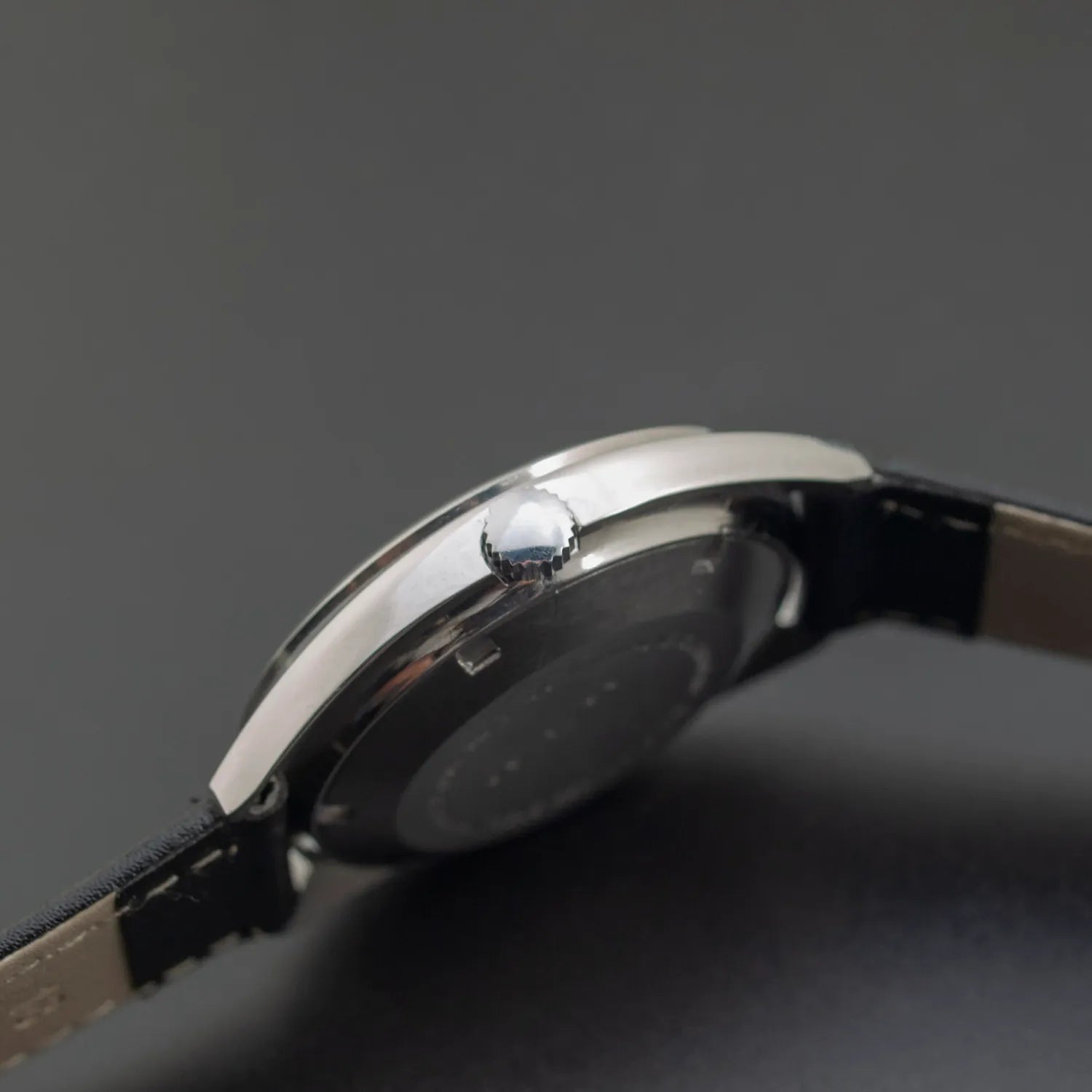 Oxford Automatic Cal. Eta 2783 – side view alternative angle