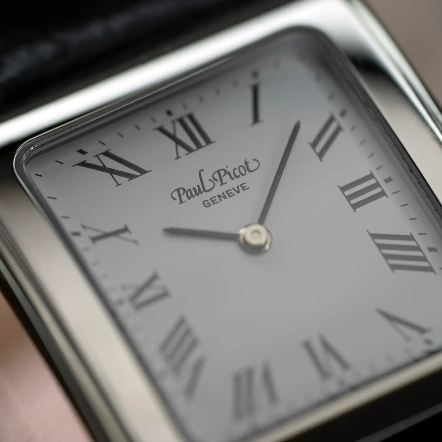 Paul Picot Ref. 4016 – side view