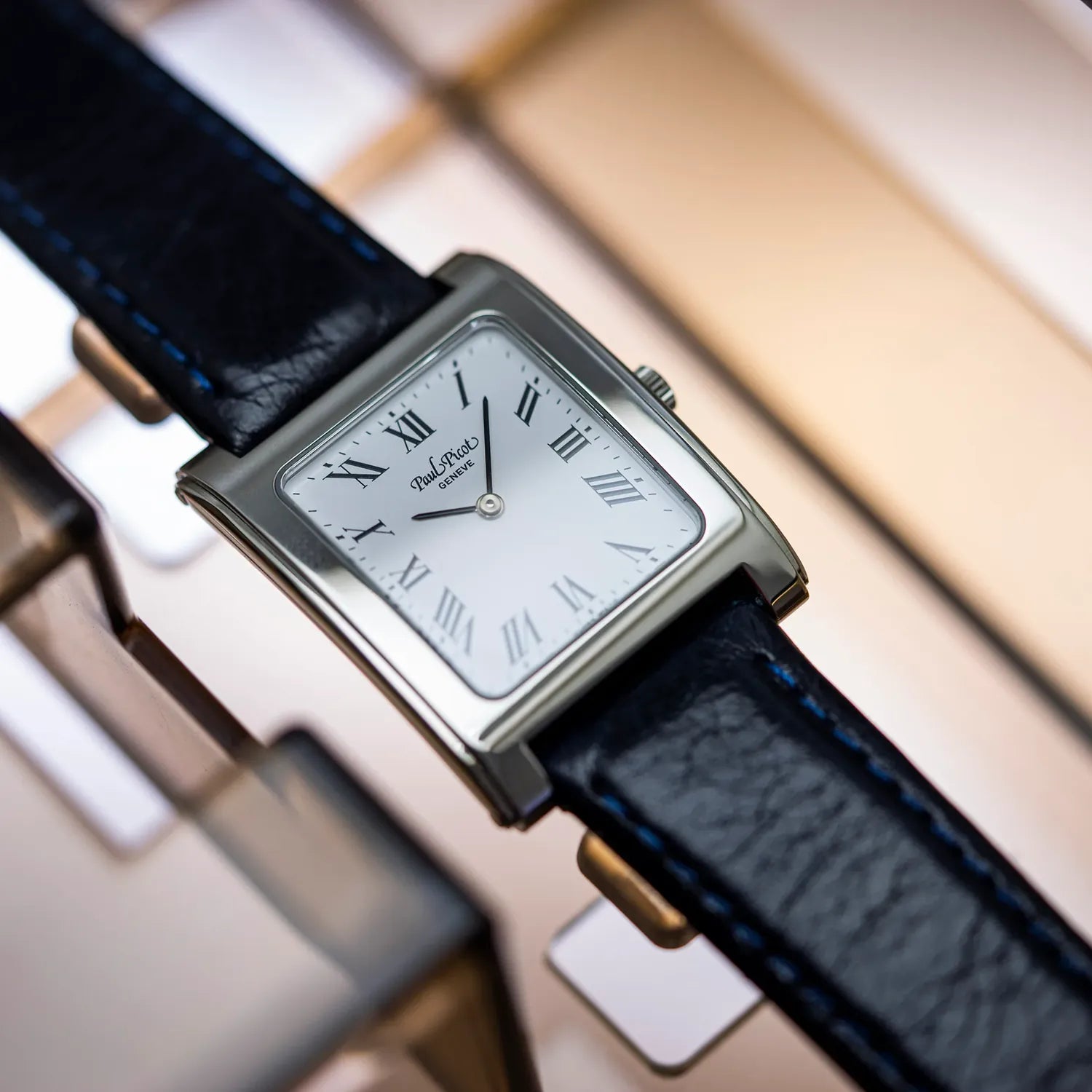 Paul Picot Ref. 4016 – crown detail