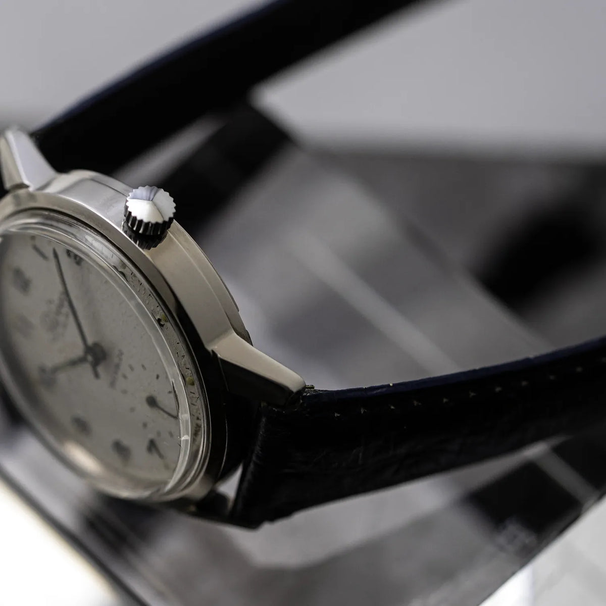 Perseo Vintage Watch – dial close-up