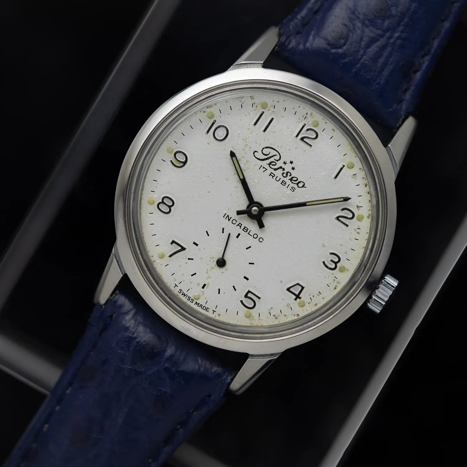 Perseo Vintage Watch – front view