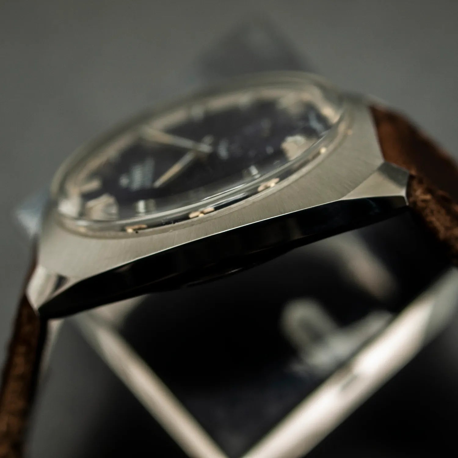 Pierpont Of Switzerland Compressor Ref. 7308 – movement close-up