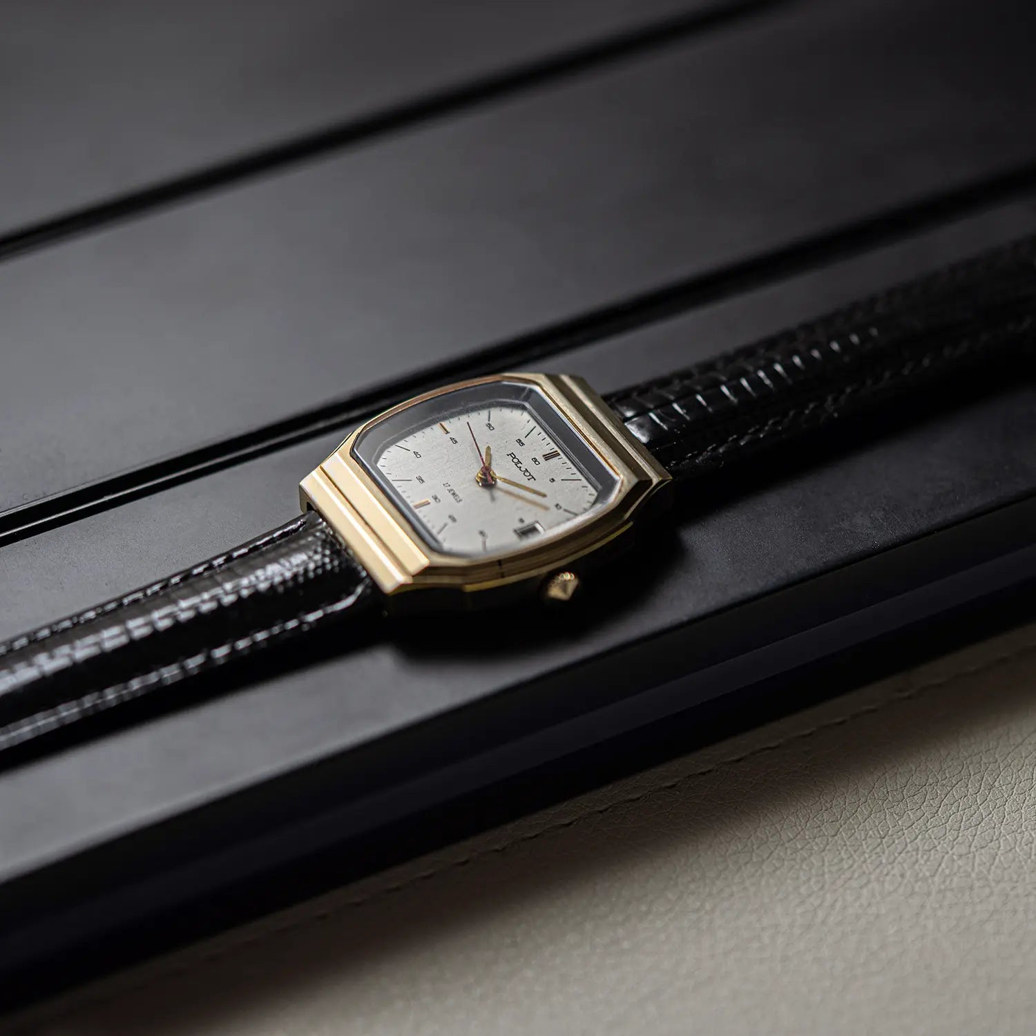 Poljot Gold Plated Square Watch, Cal 2614.2H crown