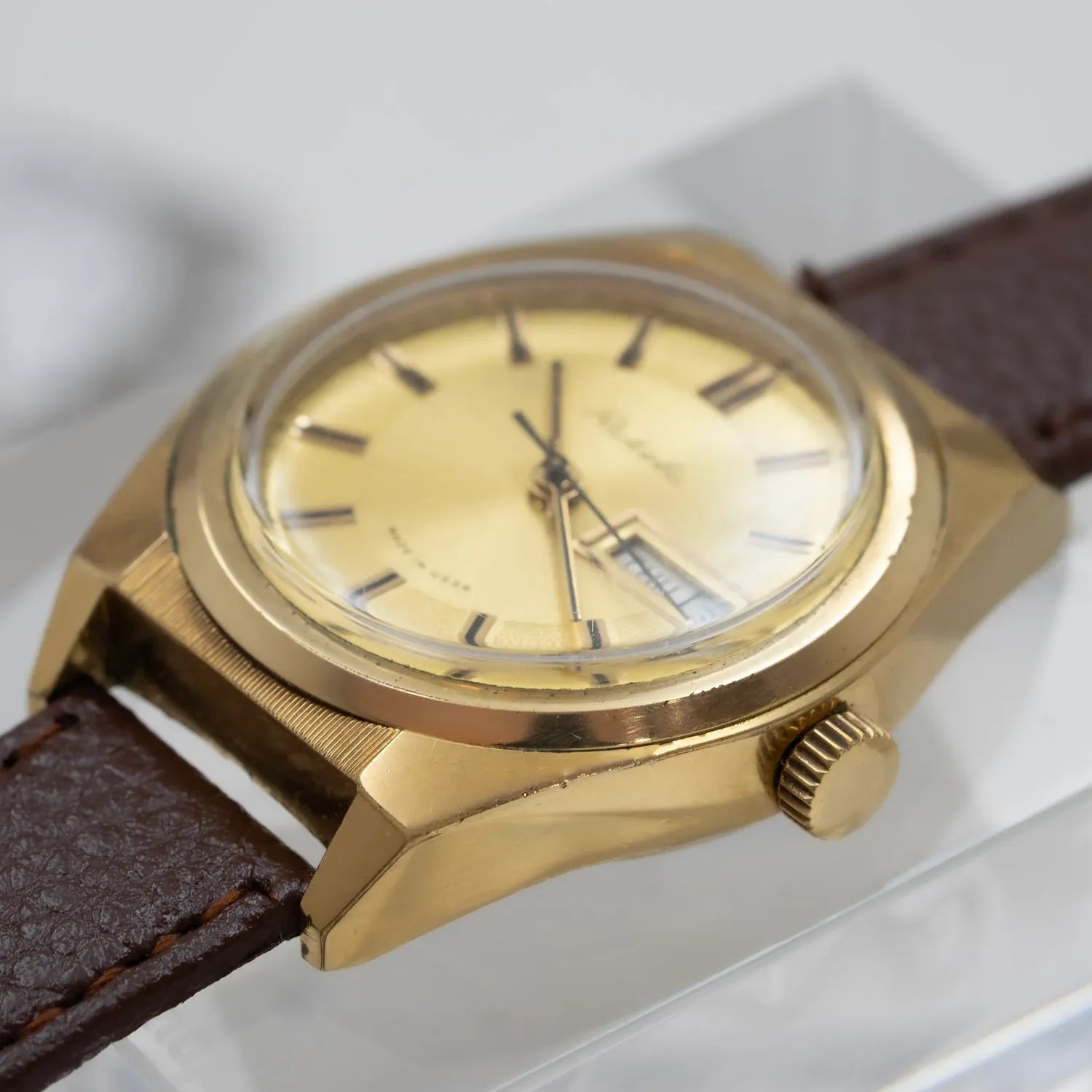 Raketa Gold Plated Cal. 2628.H Men's Dress Watch – movement close-up