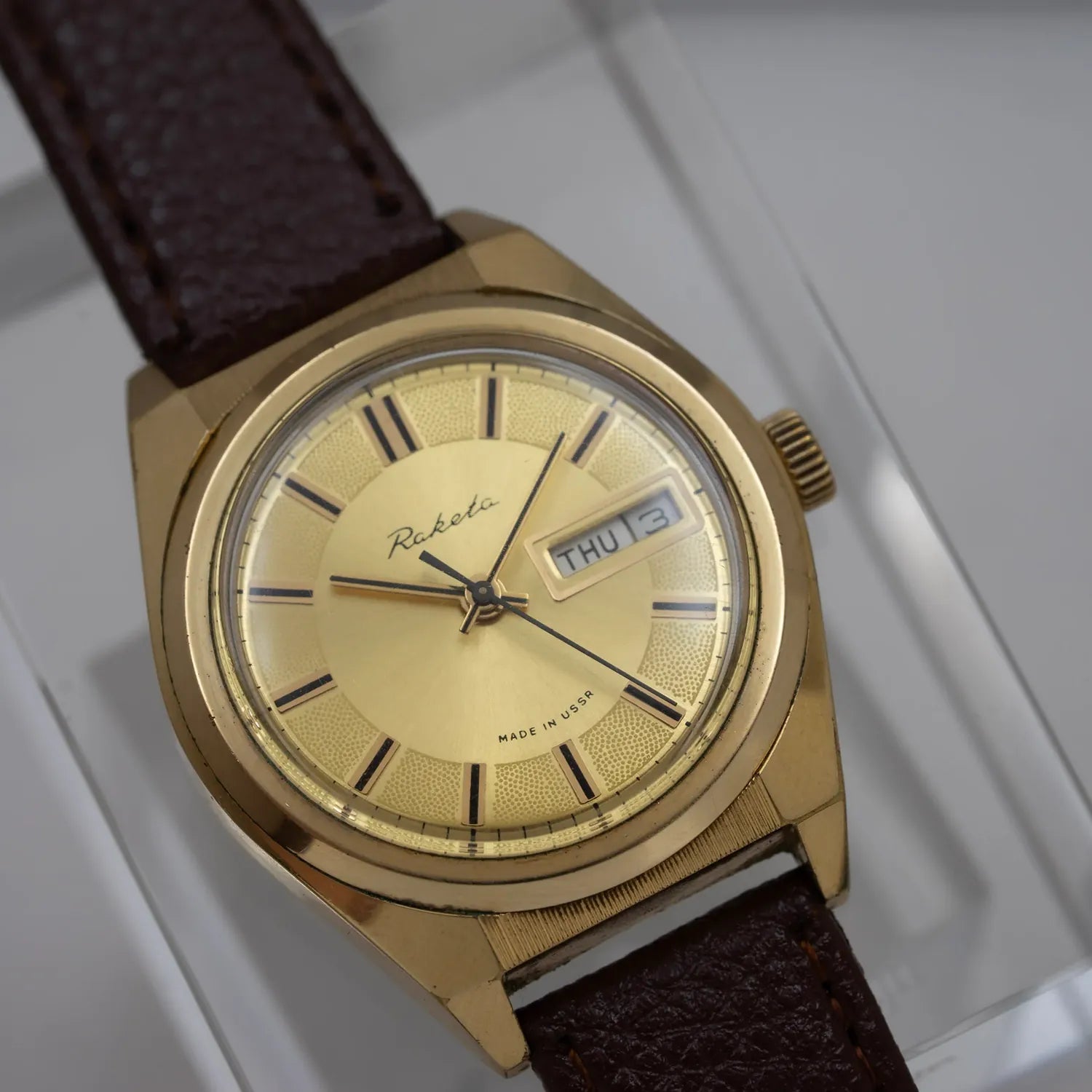 Raketa Gold Plated Cal. 2628.H Men's Dress Watch – strap detail