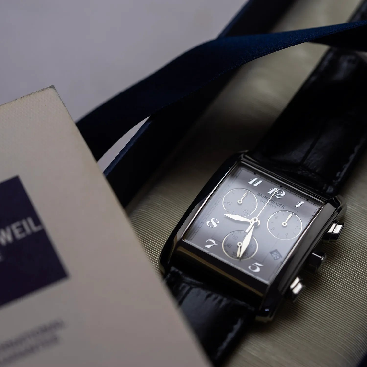 Raymond Weil Don Giovanni, Ref. 4873, Men’s Chronograph Quartz Vintage Watch – front view