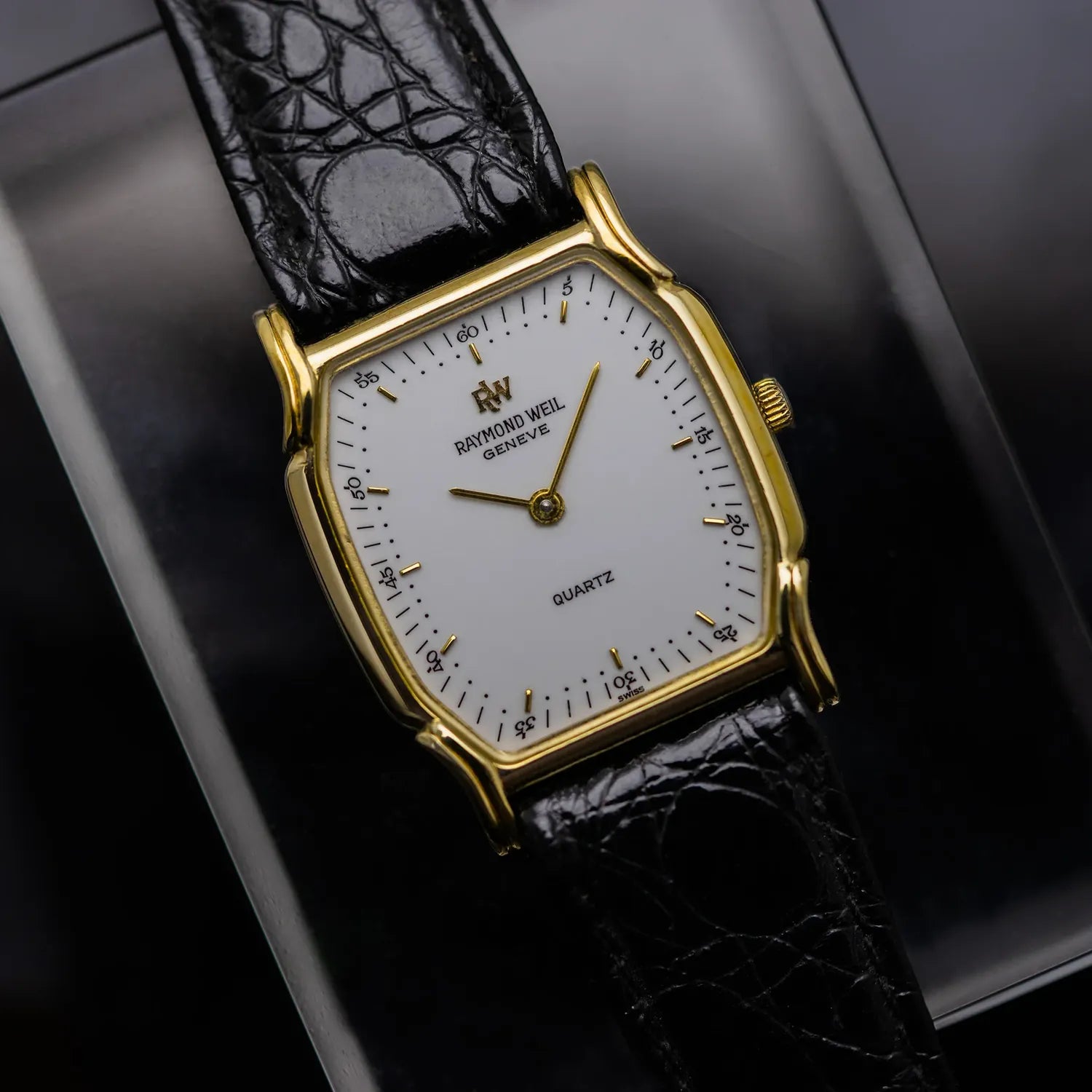 Raymond Weil Geneve, Ref. 9804, Women’s Quartz Watch, 1989 – front view