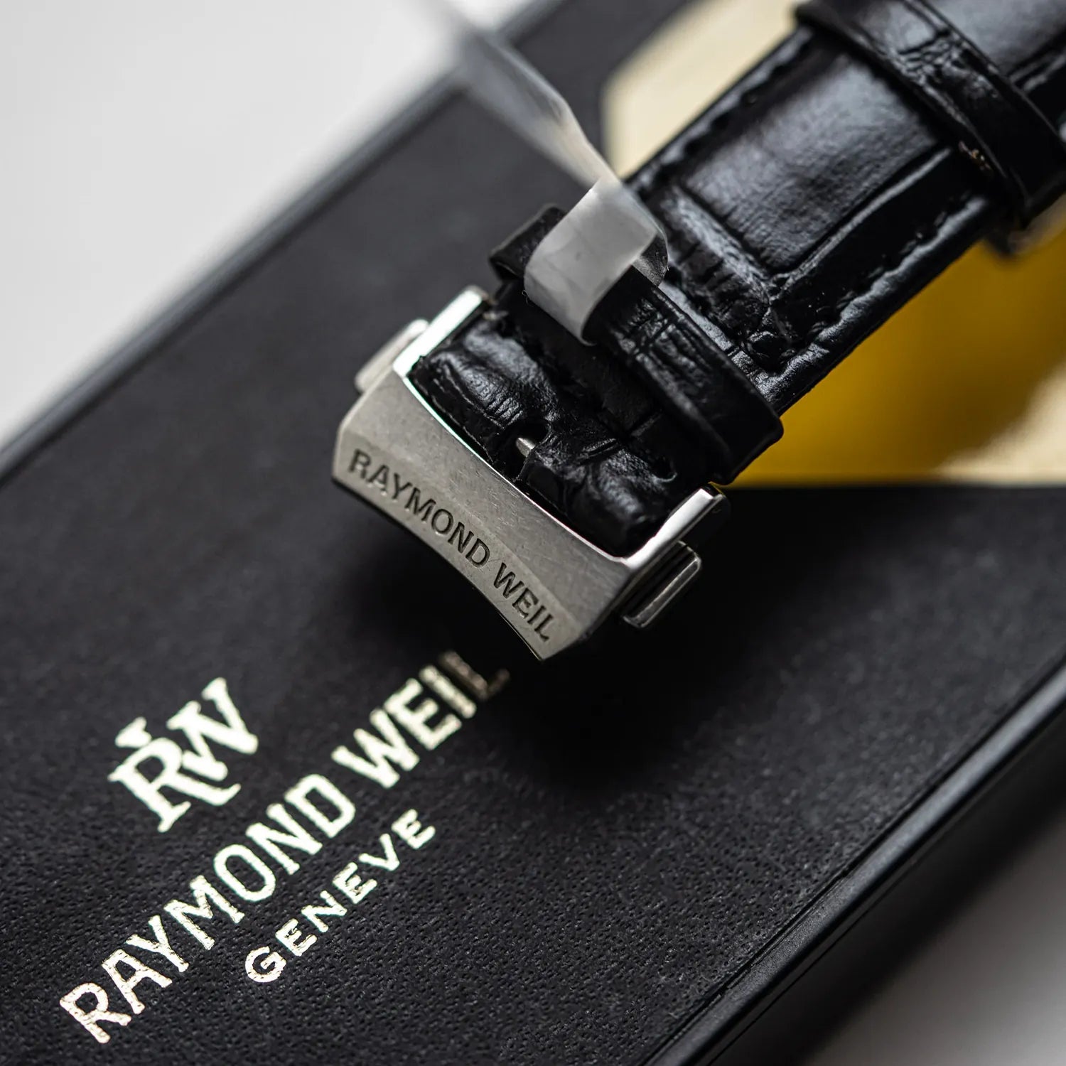 Raymond Weil Parsifal Ref. 9541 – side view