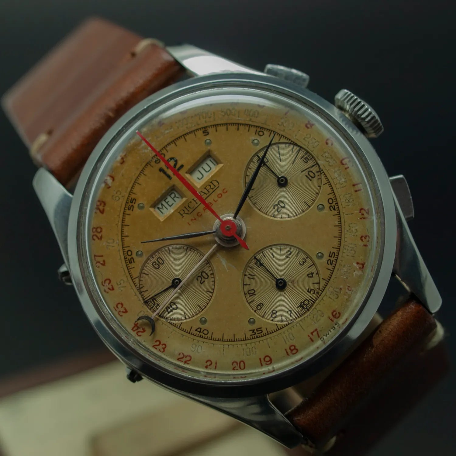 Richard Triple Calendar, Valjoux 72c, Vintage Chronograph – front view