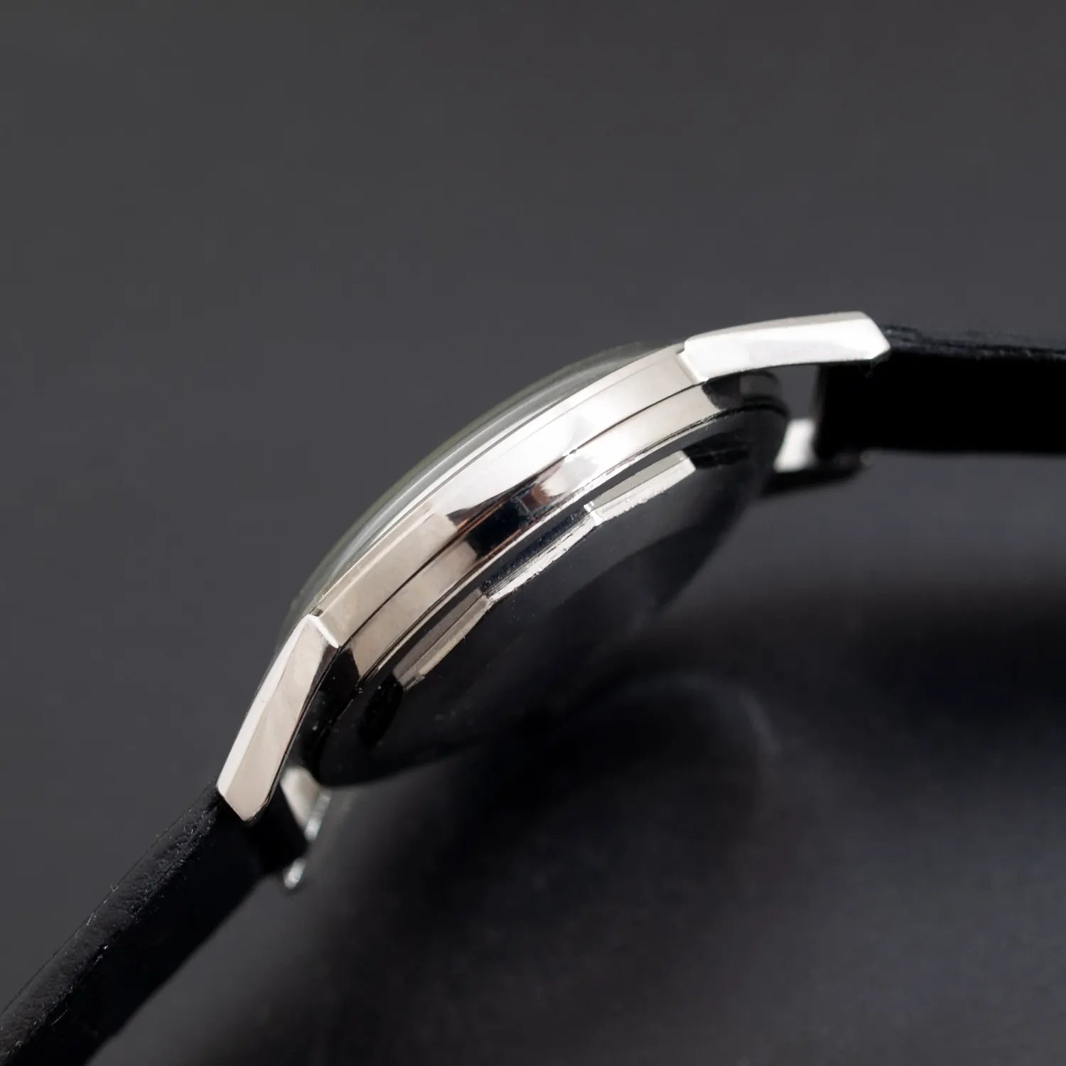 Romont Glucydur Nivaflex, Cal. ETA 2472 Men’s Watch – movement close-up