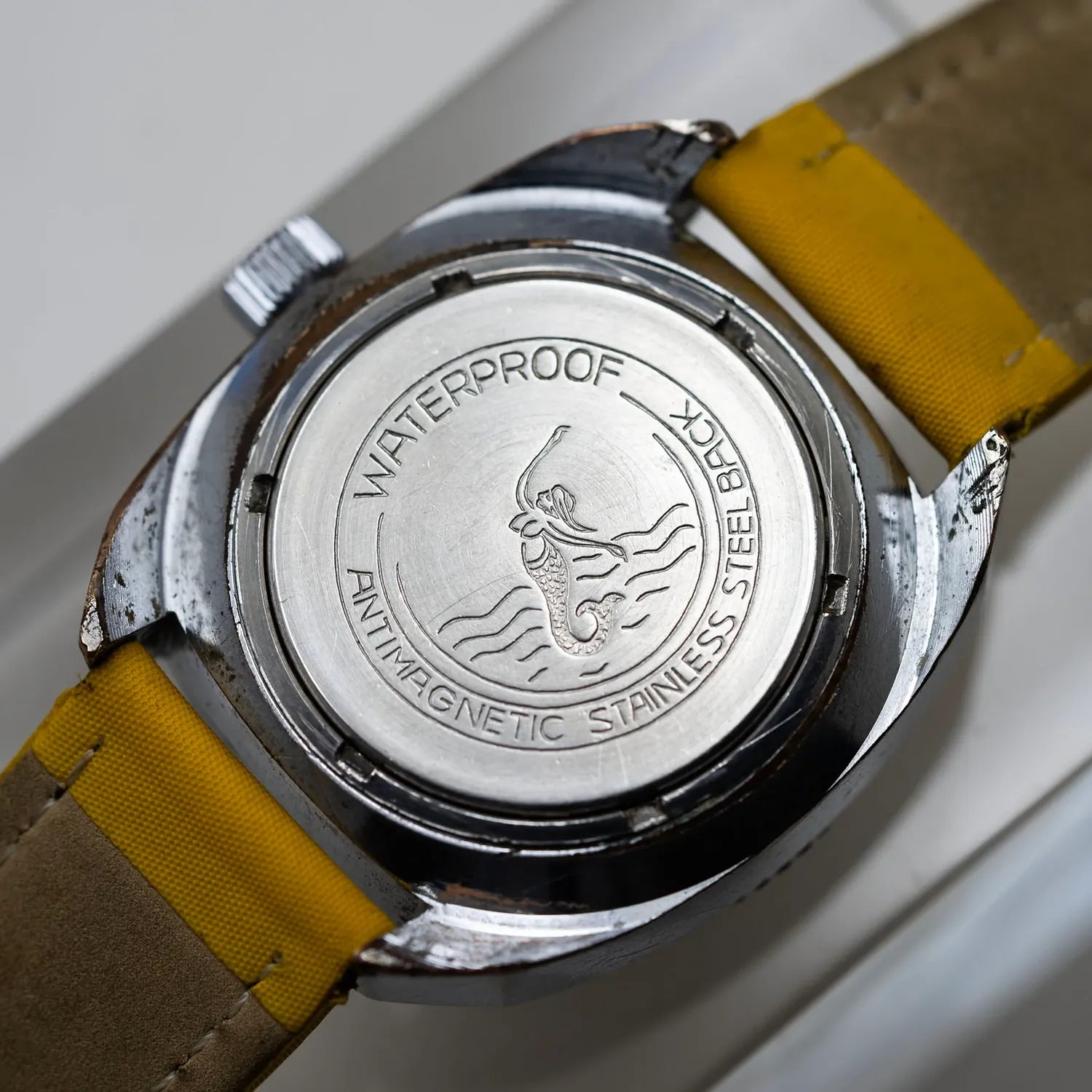 Ruhla World Time, Men’s Manual Wind Vintage Watch, 1981 – side view alternative angle
