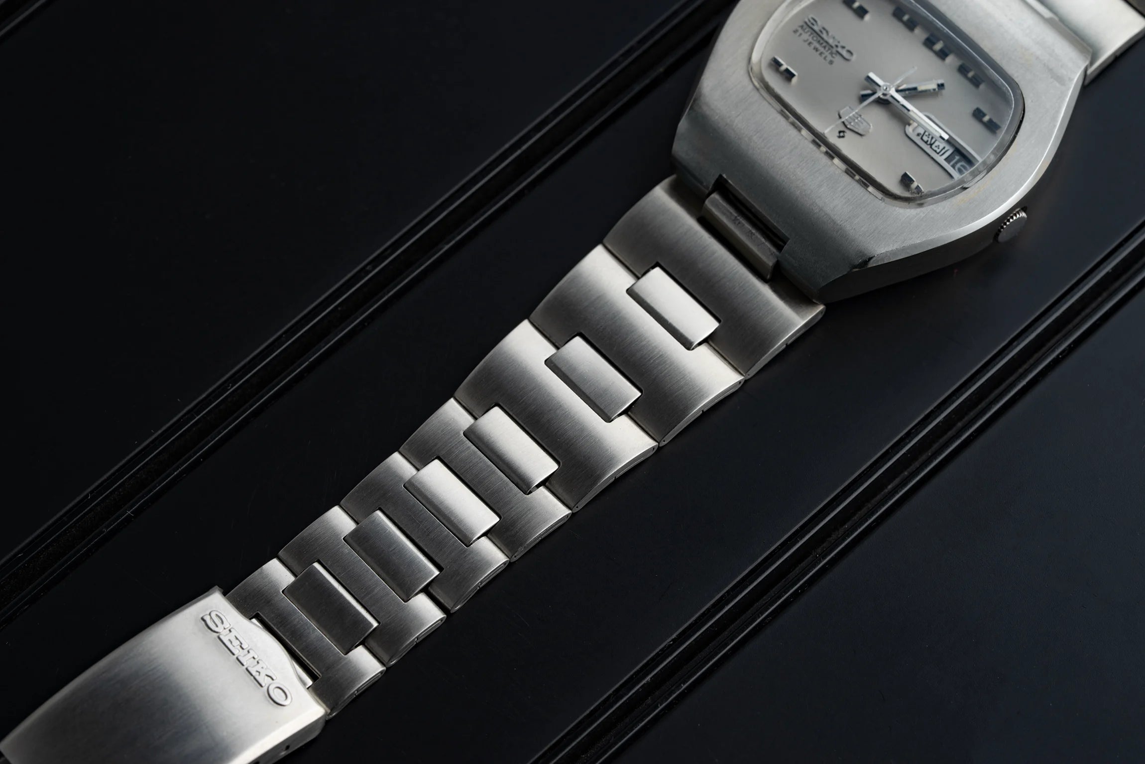 Seiko 5 6119-5431 Automatic Men's Watch 1976 bracelet