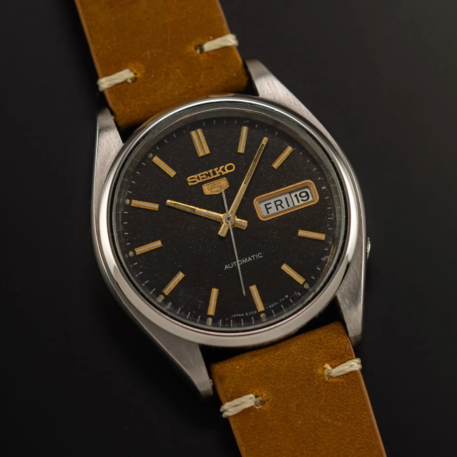 Seiko 5 6309-5530 Men’s Automatic Dress Vintage Watch 1981 – front view