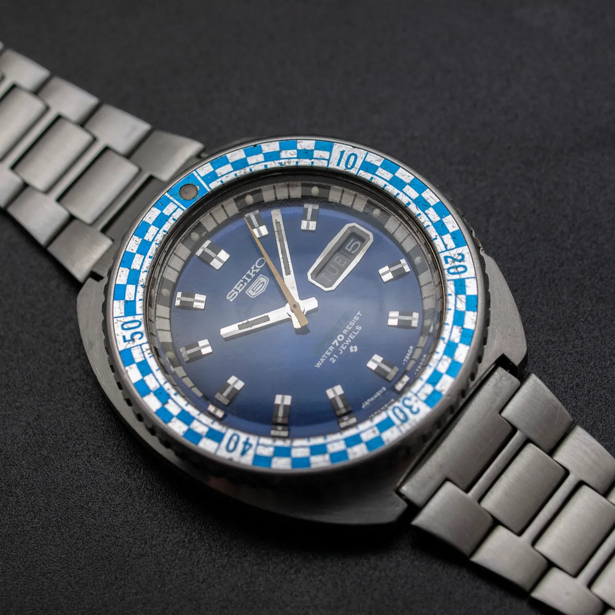 Seiko-5-Rally-Diver-automatic-