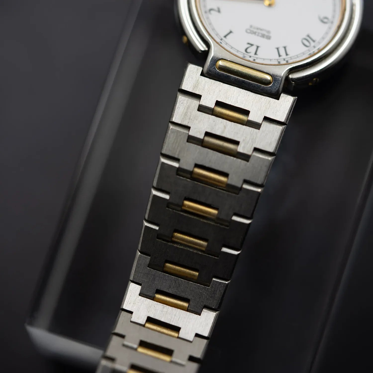 Seiko Quartz 5P39-6B00, Cal. 5P39, Men's Quartz Watch – movement close-up