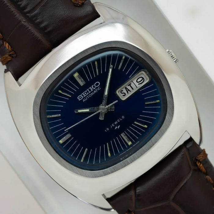 Seiko 7006-5000, Cal. 7006, Men’s Dress Vintage Watch, 1973 – front view