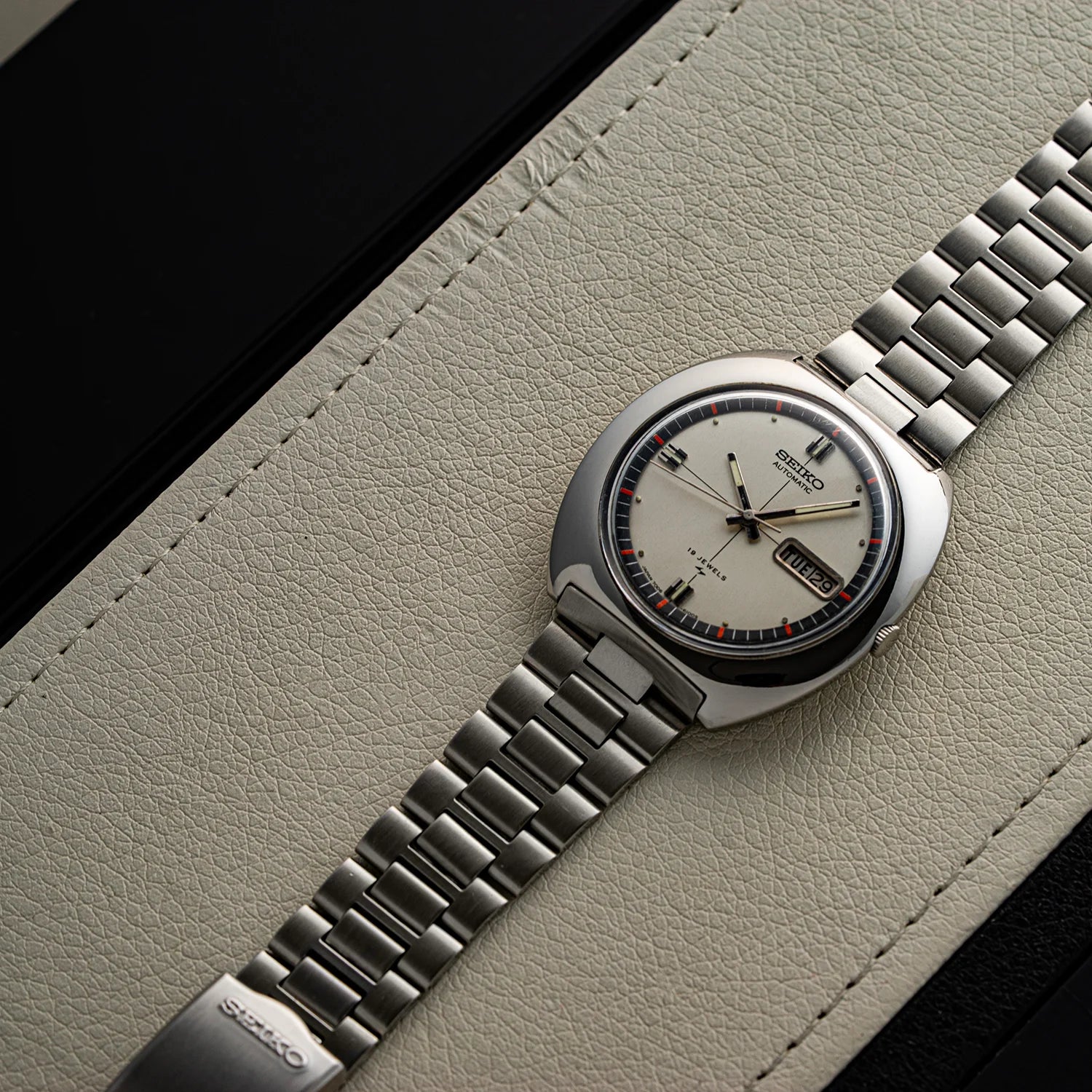 Seiko 7006-6010 Automatic Men's Watch 1974 Top View