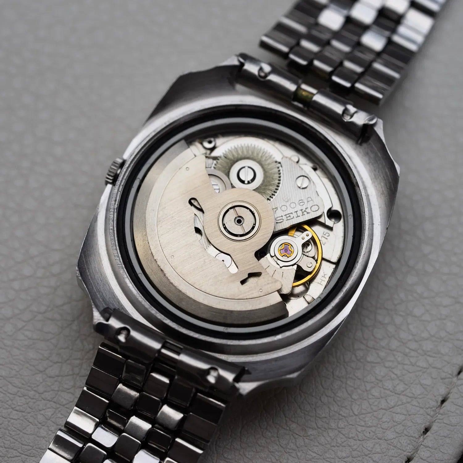 Seiko 7006-7120, Cal. 7006, Men’s Dress Vintage Watch, 1973 – movement close-up