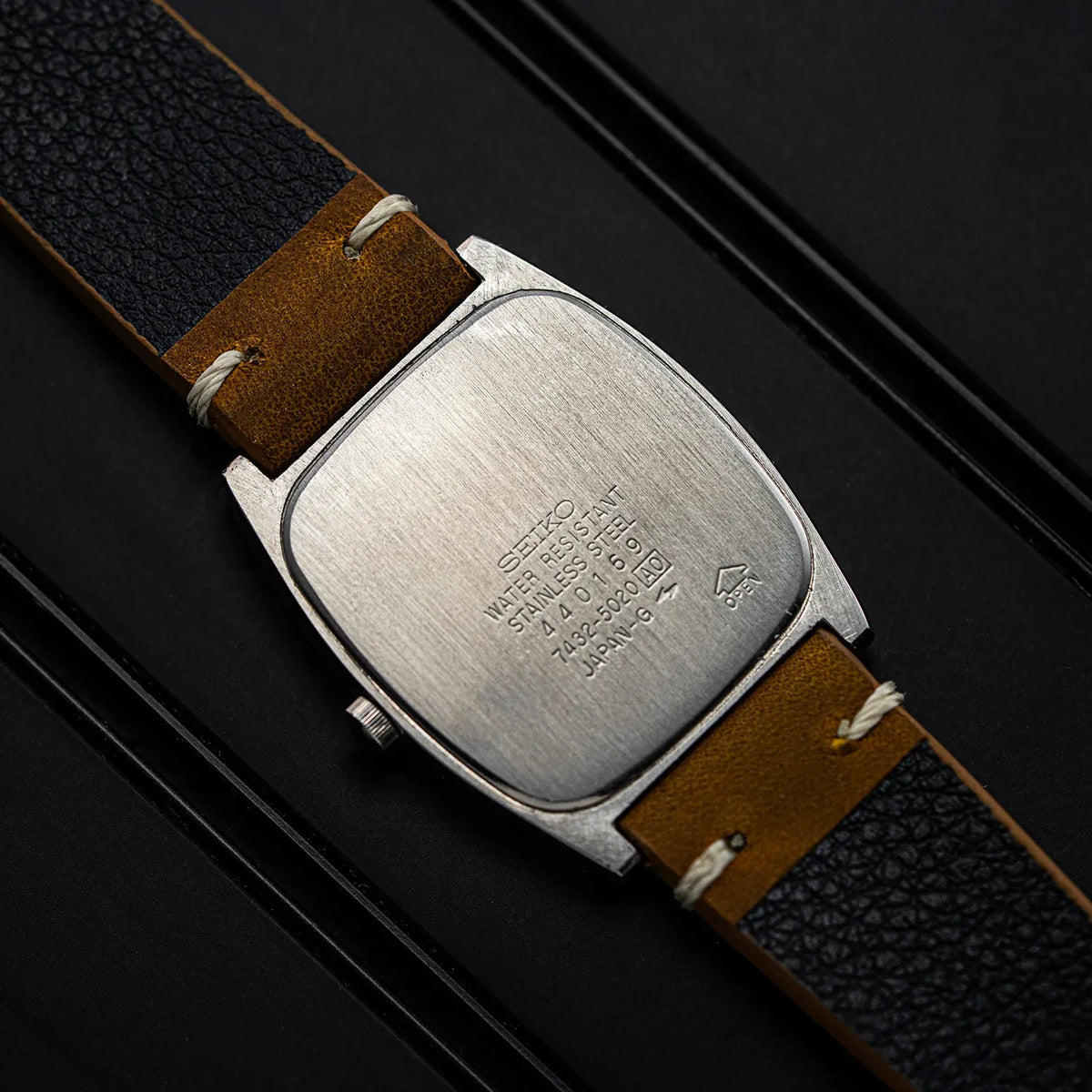 Seiko 7432-5020, Cal. 7432, Men’s Quartz Vintage Watch, 1984 – side view