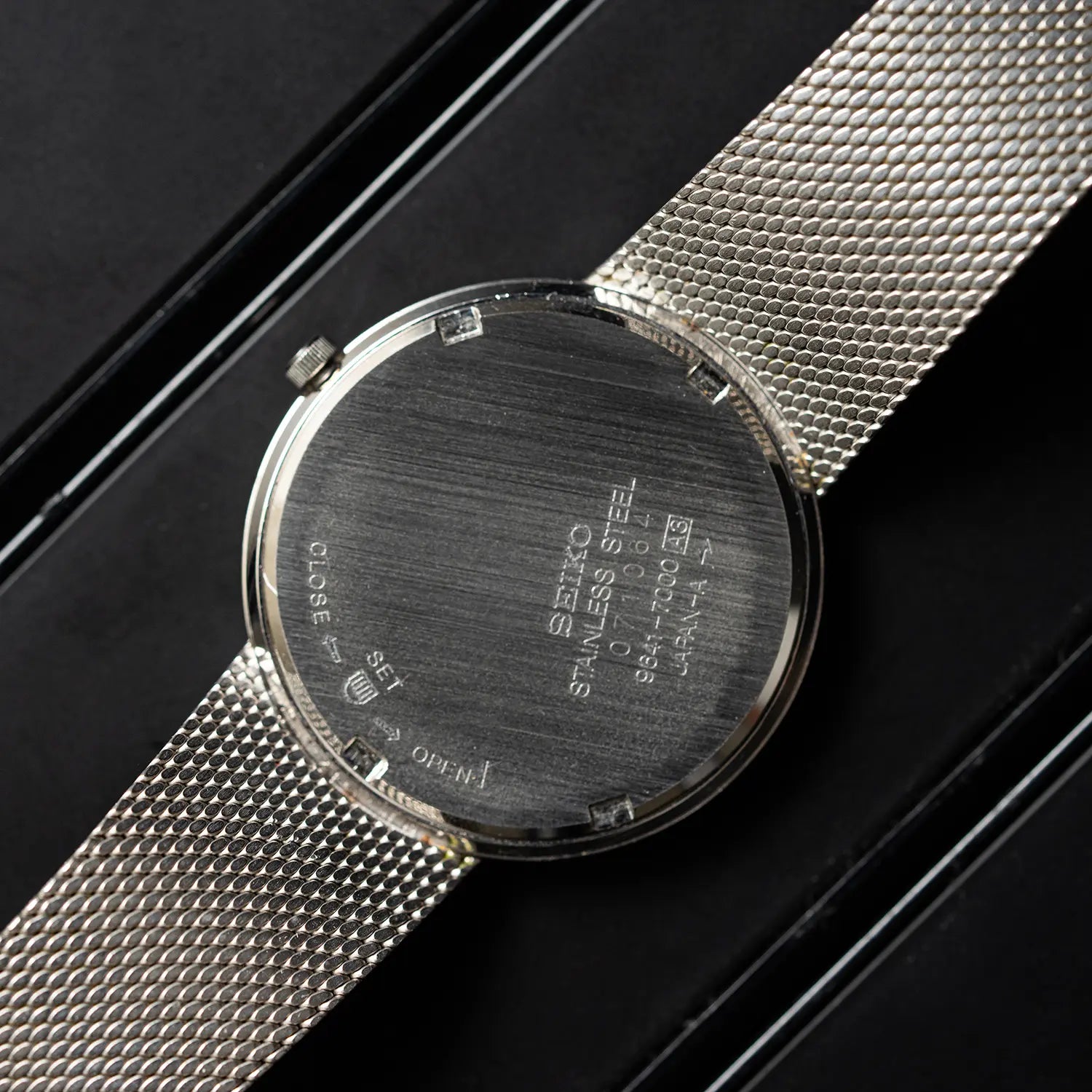 Seiko 9641-7000 Caseback on black background