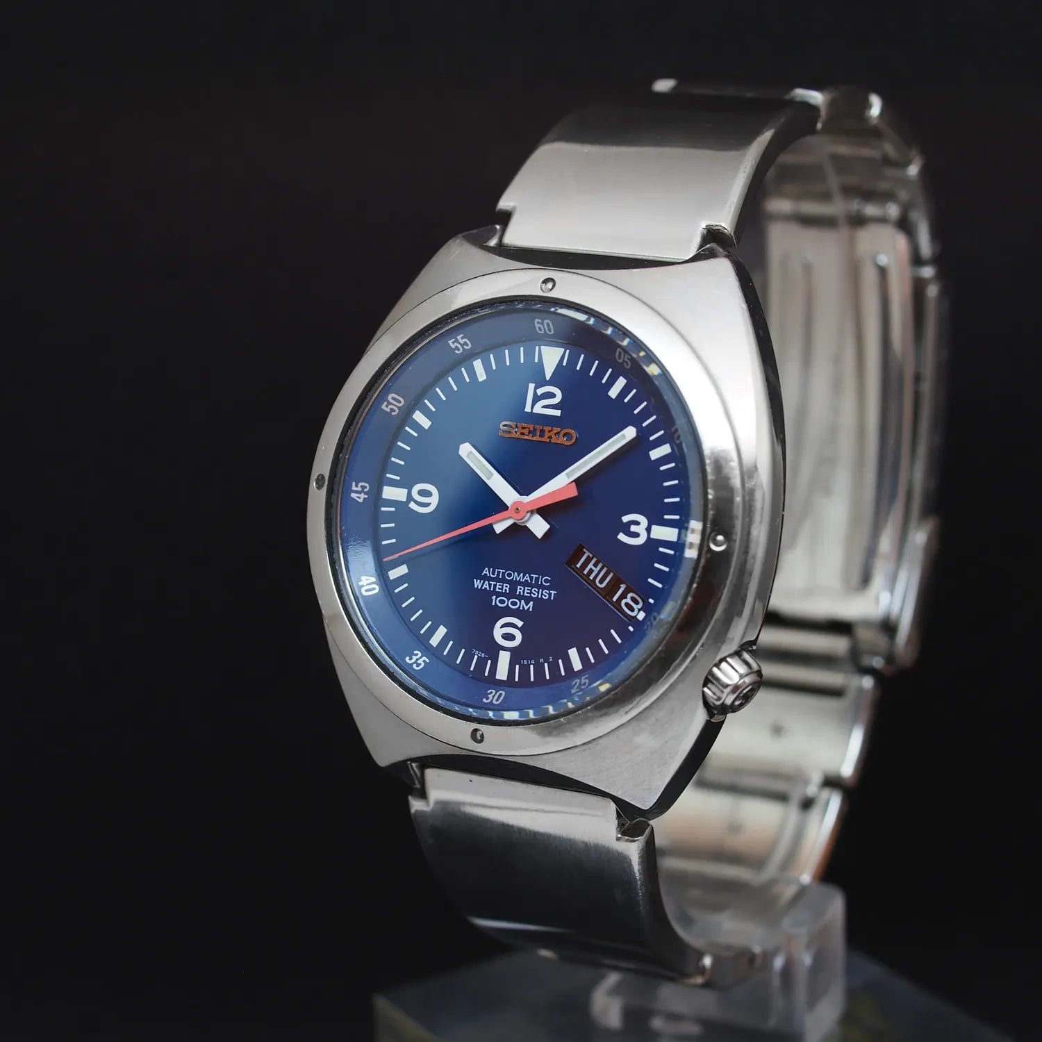 Seiko S-Wave, Ref. 7S26-0120, Cal. 7S26, Men’s Automatic Watch – side view