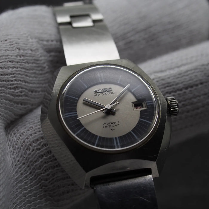 Seiko Hi-Beat, Ref. 2205-0540, Cal. 2205, Women’s Automatic Watch – front view