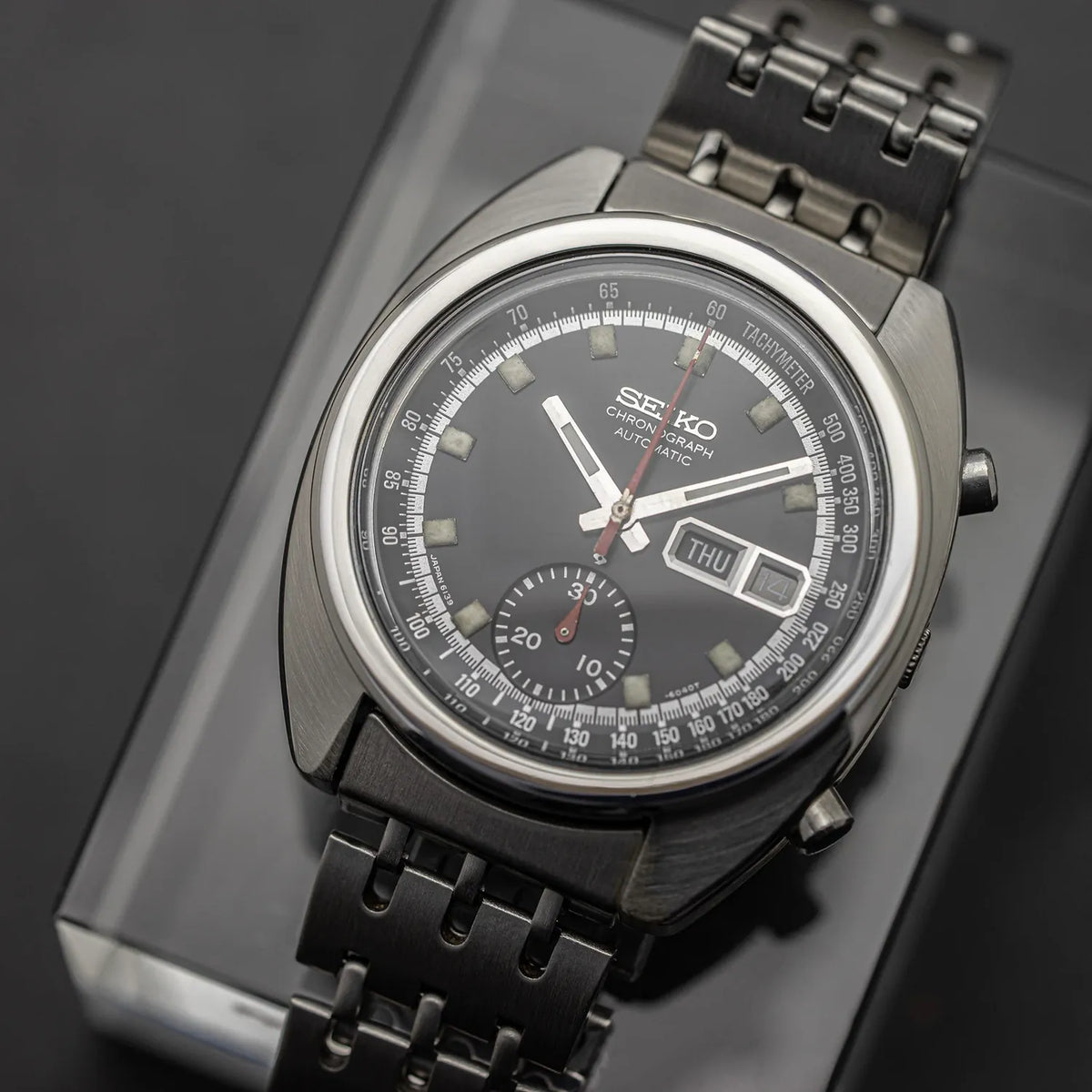 Seiko-Chronograph-6139-6012-