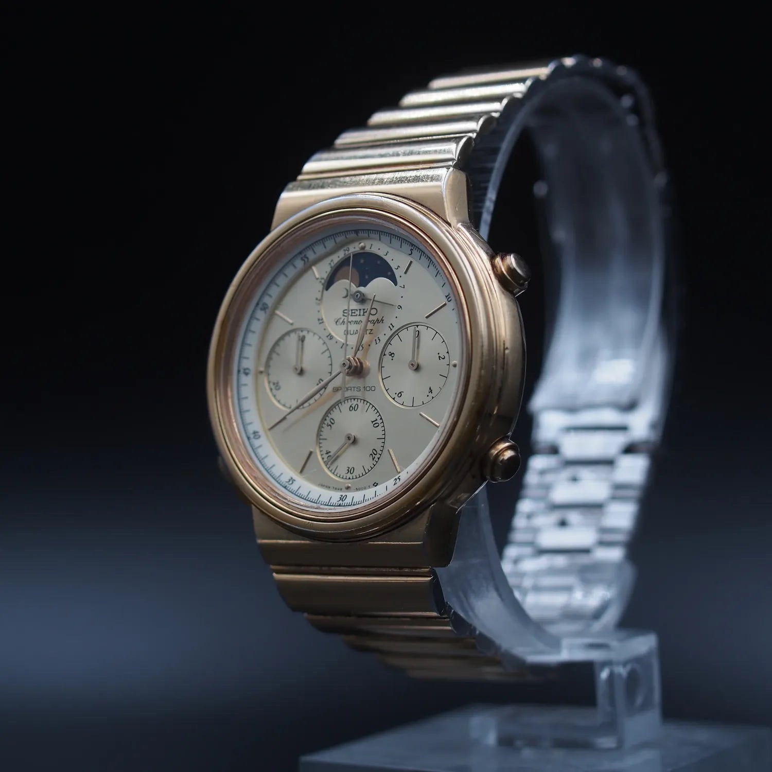 Seiko Sports 100, Ref. 7A48-5000, Cal. 7A48, Men’s Chronograph Vintage Watch, 1986 – movement close-up