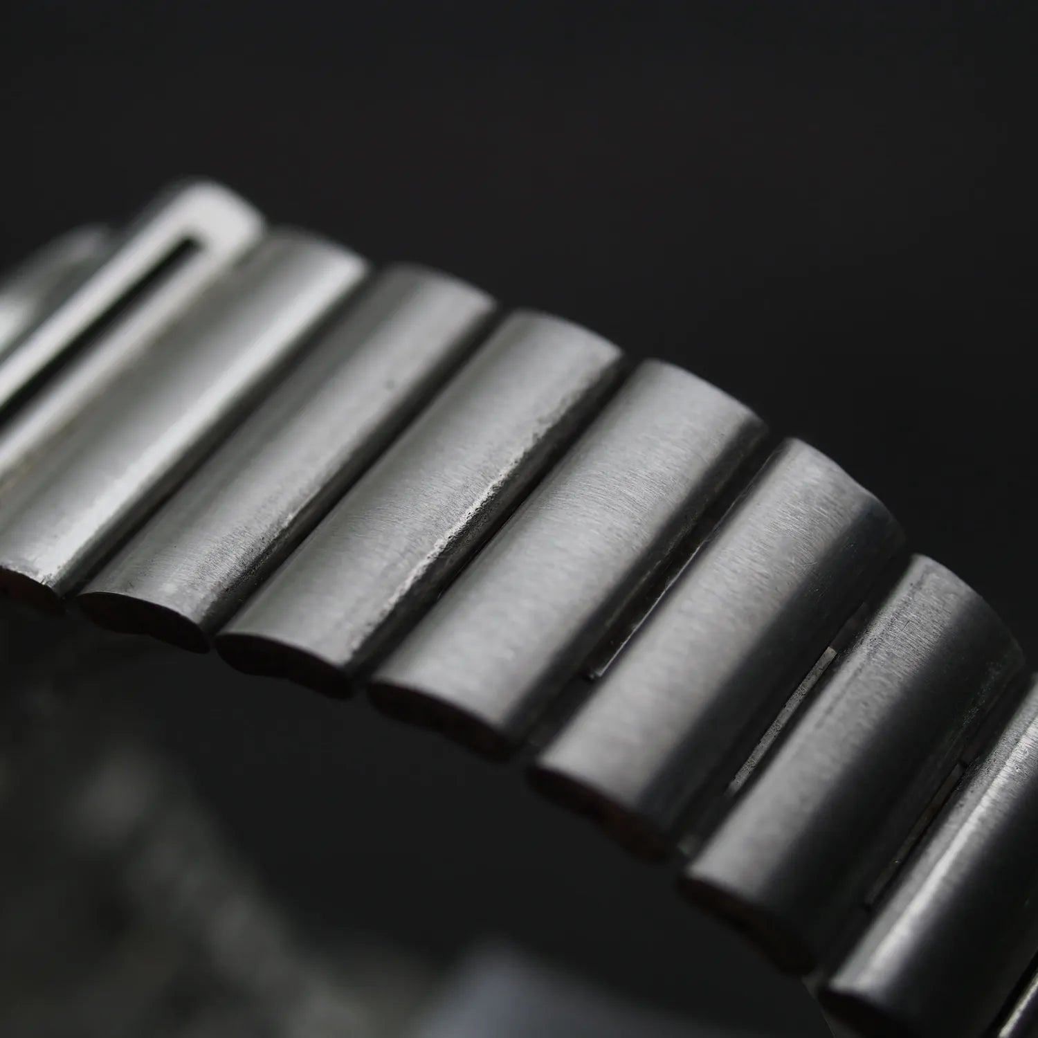 Seiko Sports 100, Ref. 7A48-7000, Cal. 7A48, Men’s Quartz Vintage Watch, 1984 – side view