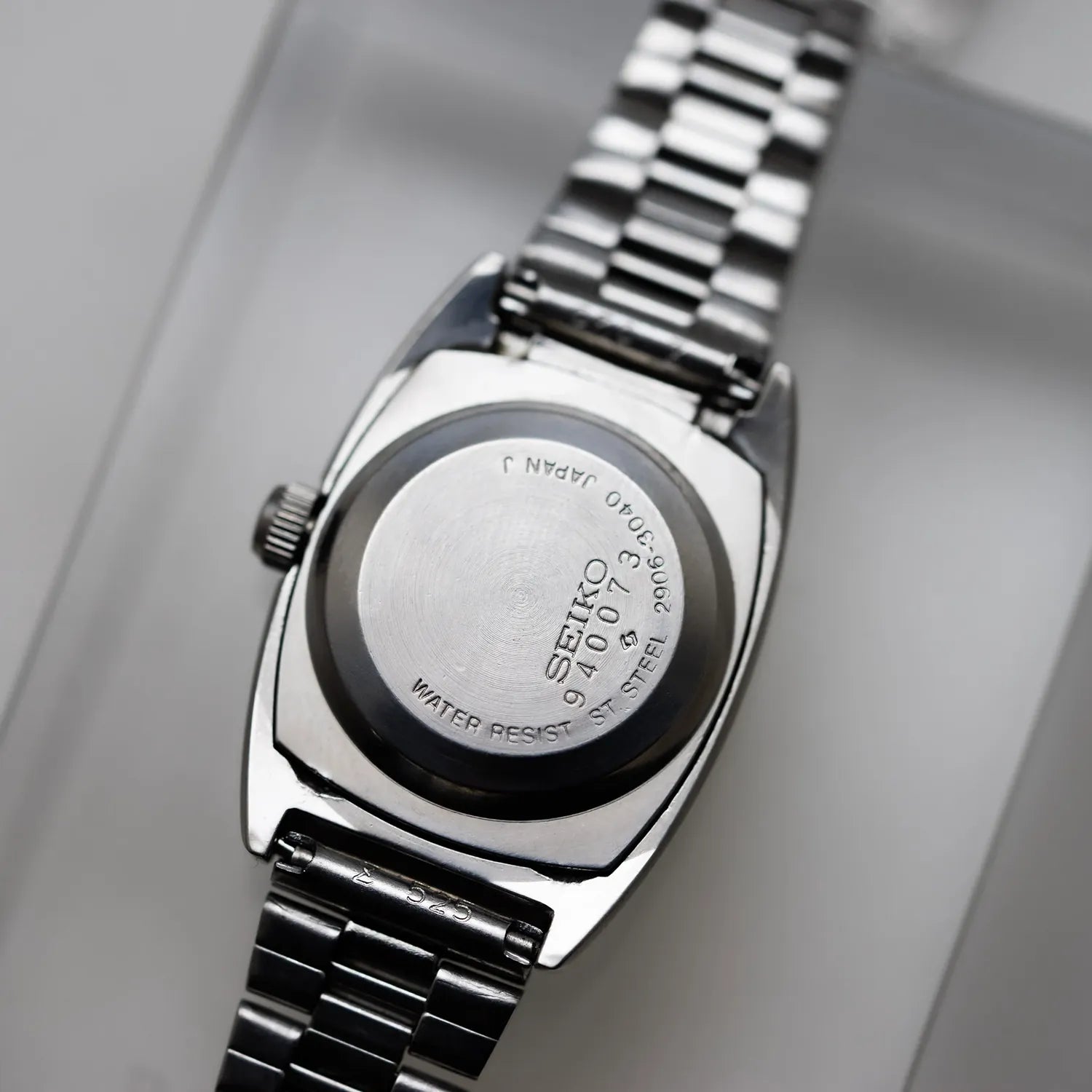 Seiko Hi-Beat, Ref. 2906-3040, Cal. 2906, Women’s Automatic Vintage Watch, 1979 – back case