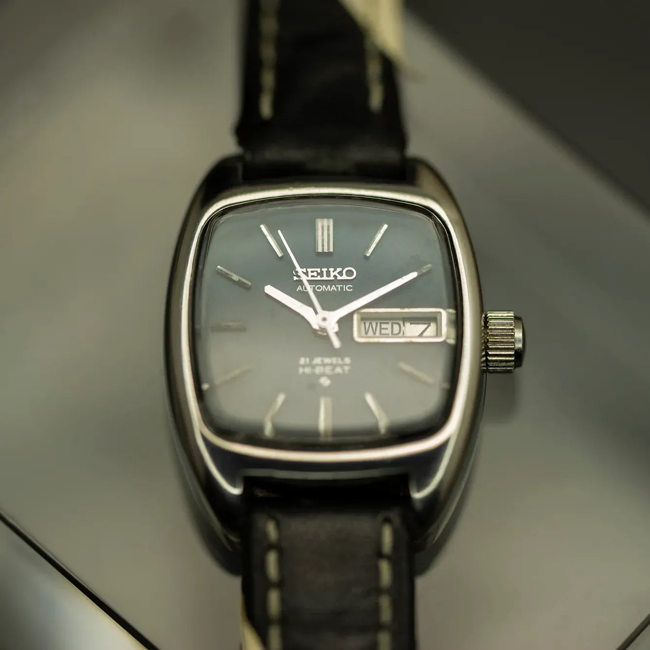 Seiko Hi-Beat, Ref. 2706-3010, Cal. 2706, Women’s Automatic Vintage Watch, 1974 – side view
