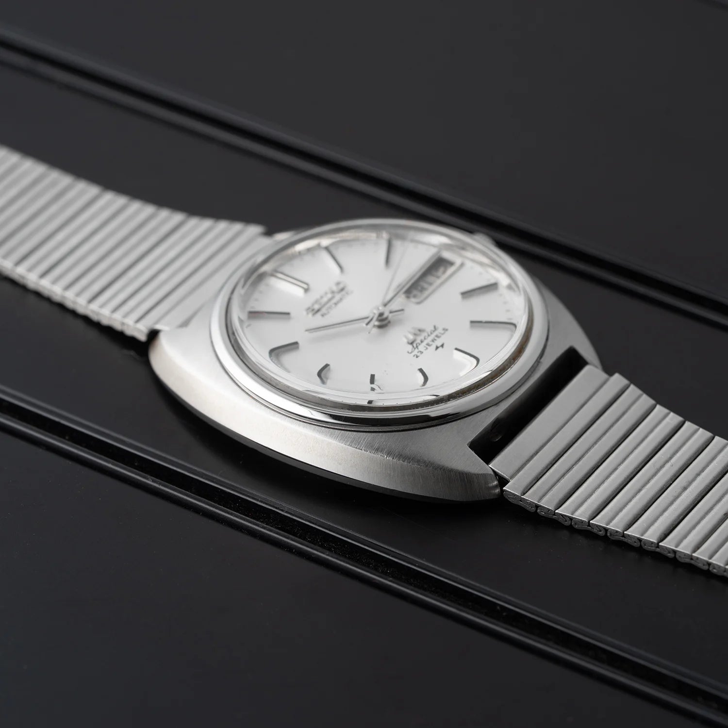 Seiko LM Special 5206-6000 Case