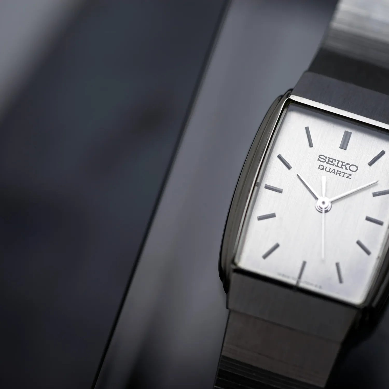 Seiko, Ref. 3421-5170, Cal. 3421, Women’s Quartz Analog Vintage Watch, 1980 – dial close-up